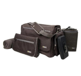 BBLÜV Ultra sauskelnių krepšys su keitimo kilimėliu, antklode ir kitais priedais, spalva Charcole