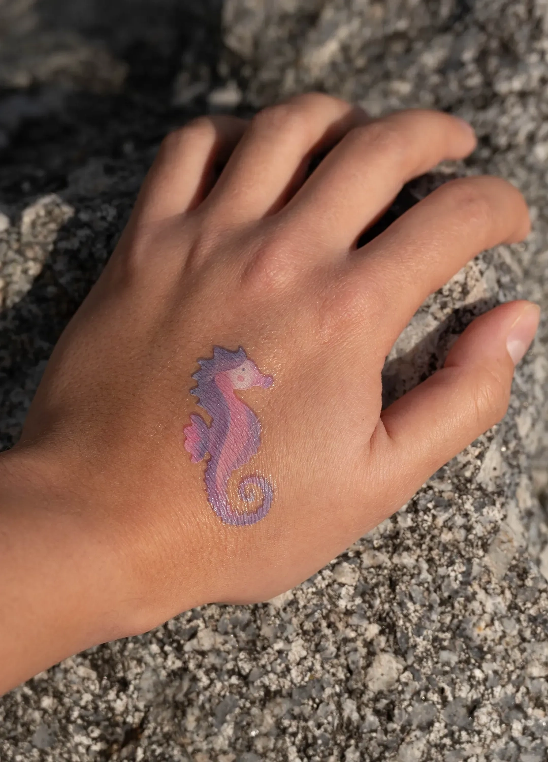 NAMAKI BIO veido dažų rinkinys: rožinė, šviesiai mėlyna, sidabrinė, balta ir laikinos tatuiruotės, Undinėlė - Image 3