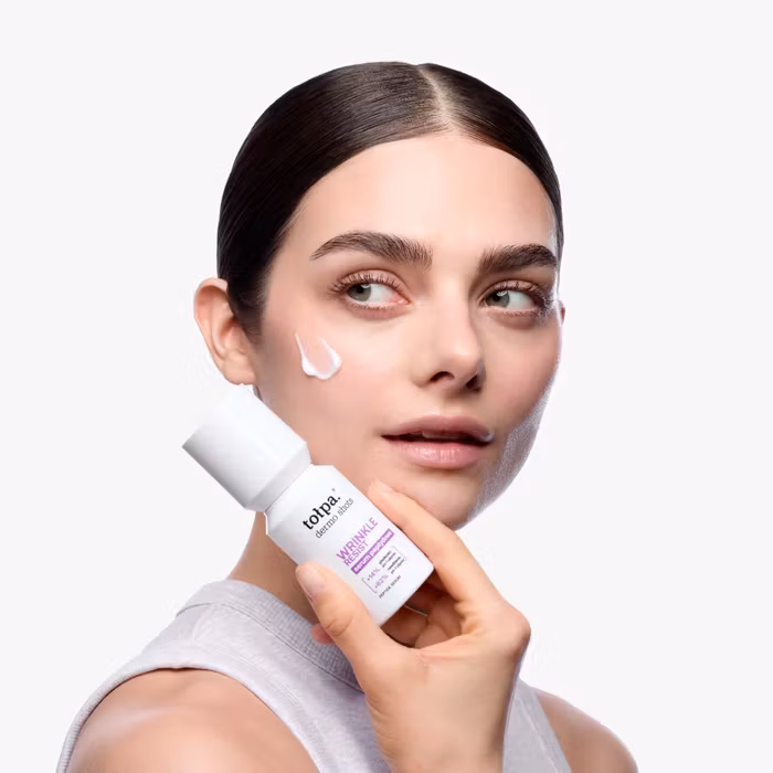 TOŁPA Dermo Shots WRINKLE RESIST veido serumas odai su senėjimo požymiais su 6 peptidų kompleksu, 50 ml - Image 2