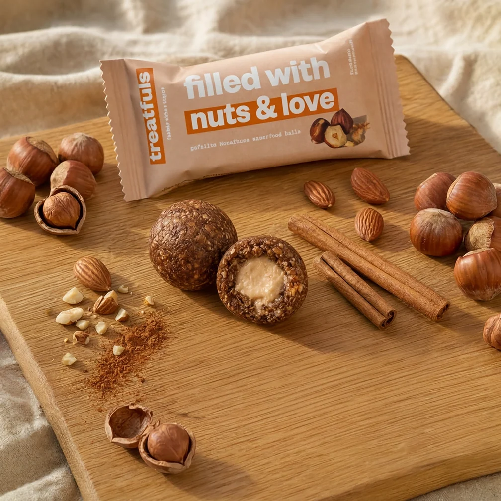 TREATFULS energiniai rutuliukai su lazdynų riešutų sviesto įdaru, pripildyti riešutų ir meilės, 2 × 17 g - Image 2